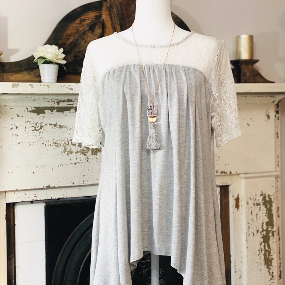 Curvy Girl Grey And White Lace Top!